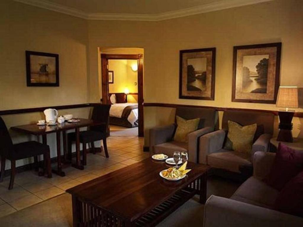 Peermont Mondior Hotel Gaborone Dış mekan fotoğraf