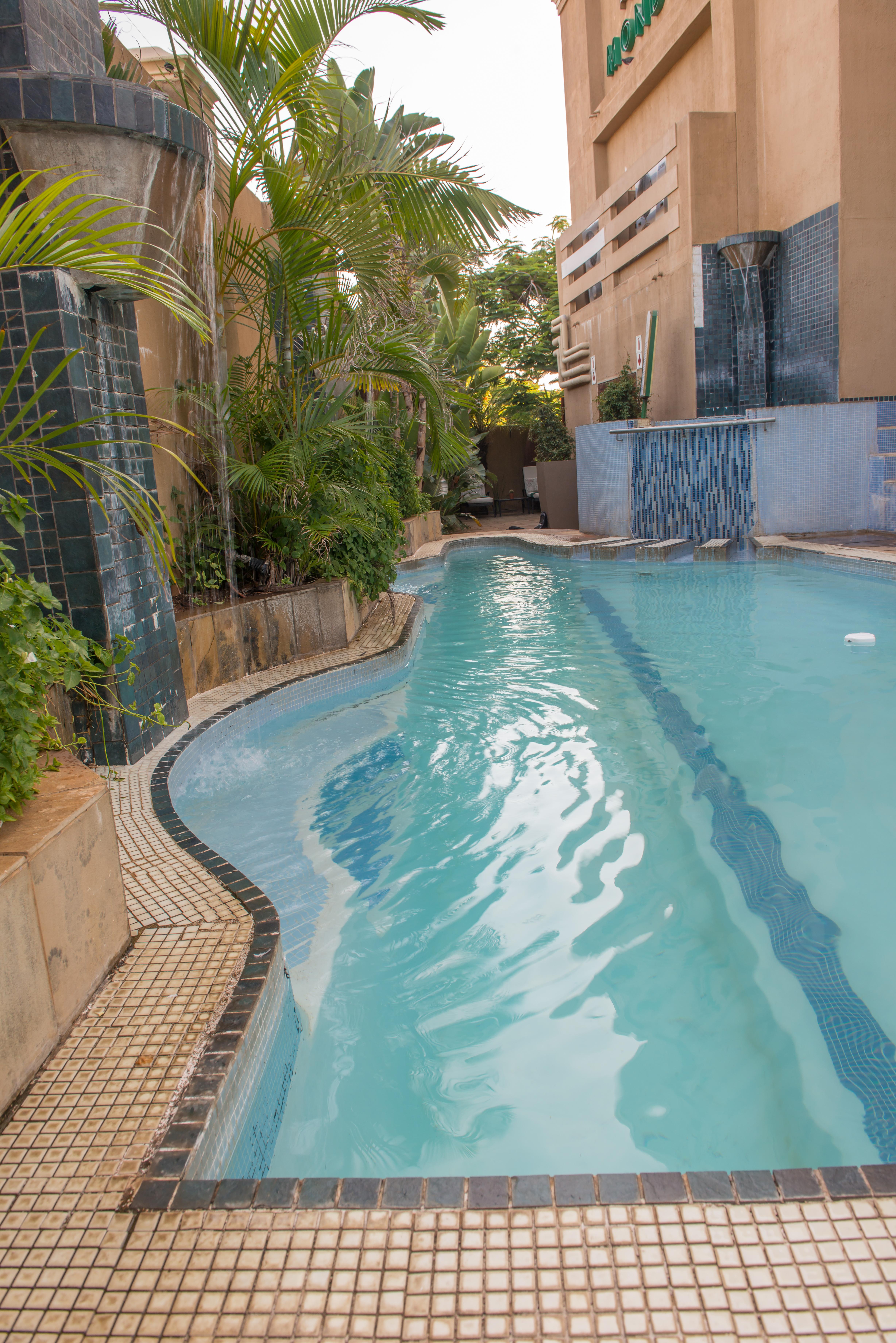 Peermont Mondior Hotel Gaborone Dış mekan fotoğraf