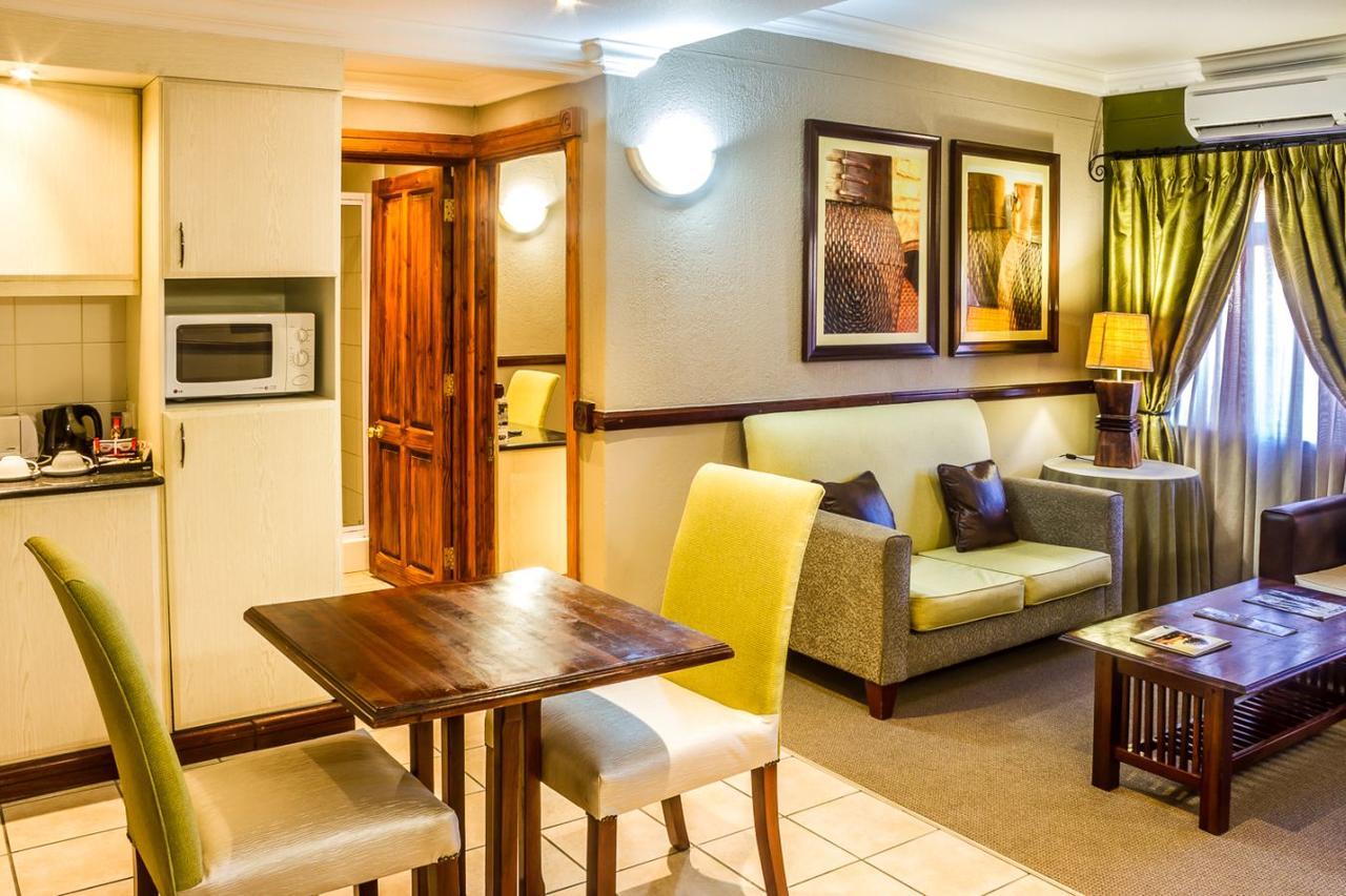 Peermont Mondior Hotel Gaborone Dış mekan fotoğraf