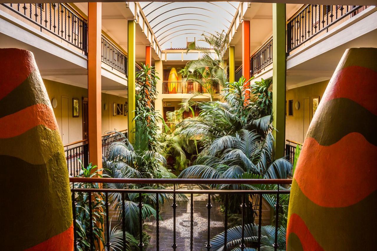 Peermont Mondior Hotel Gaborone Dış mekan fotoğraf