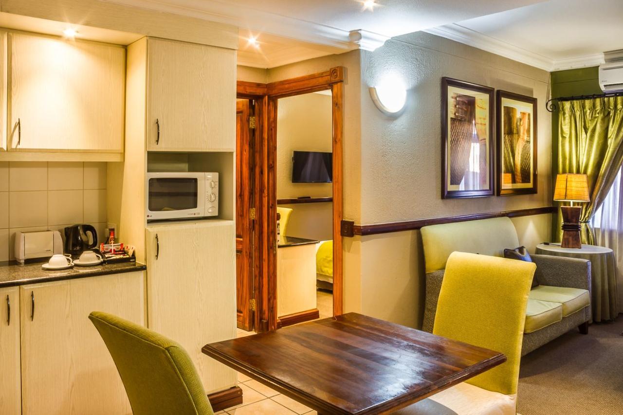 Peermont Mondior Hotel Gaborone Dış mekan fotoğraf
