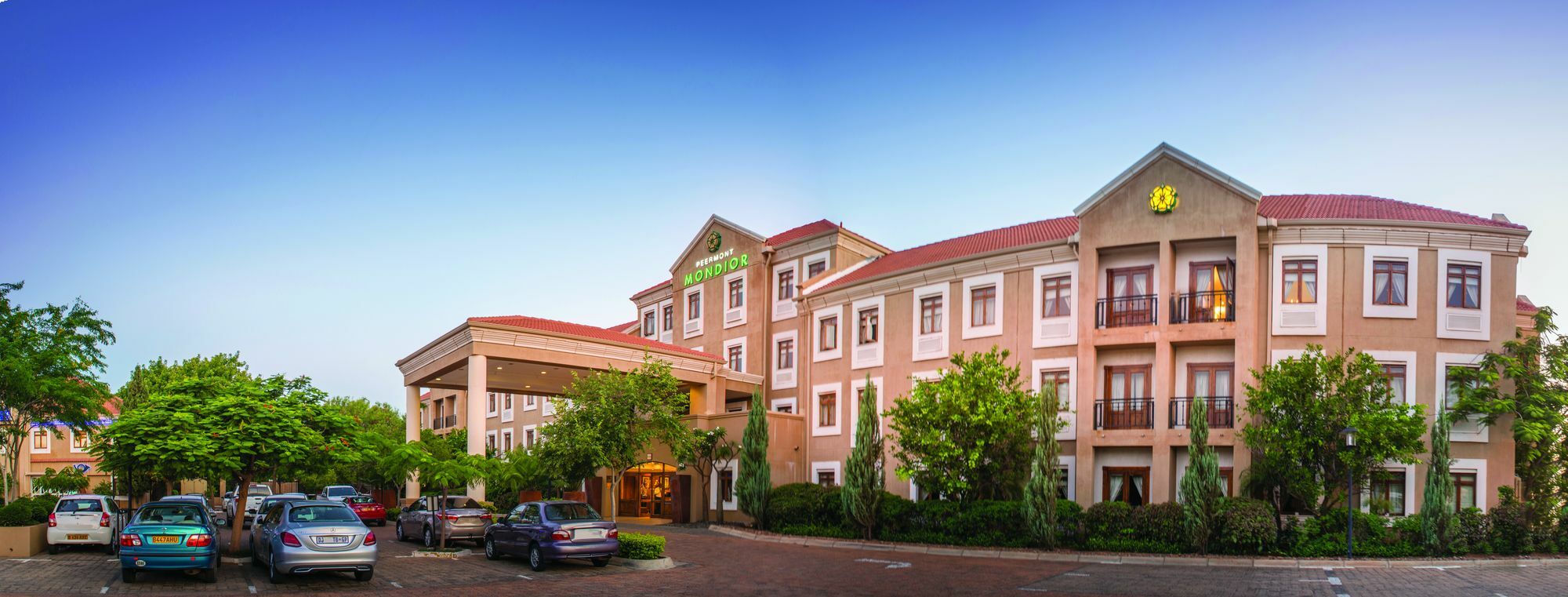 Peermont Mondior Hotel Gaborone Dış mekan fotoğraf