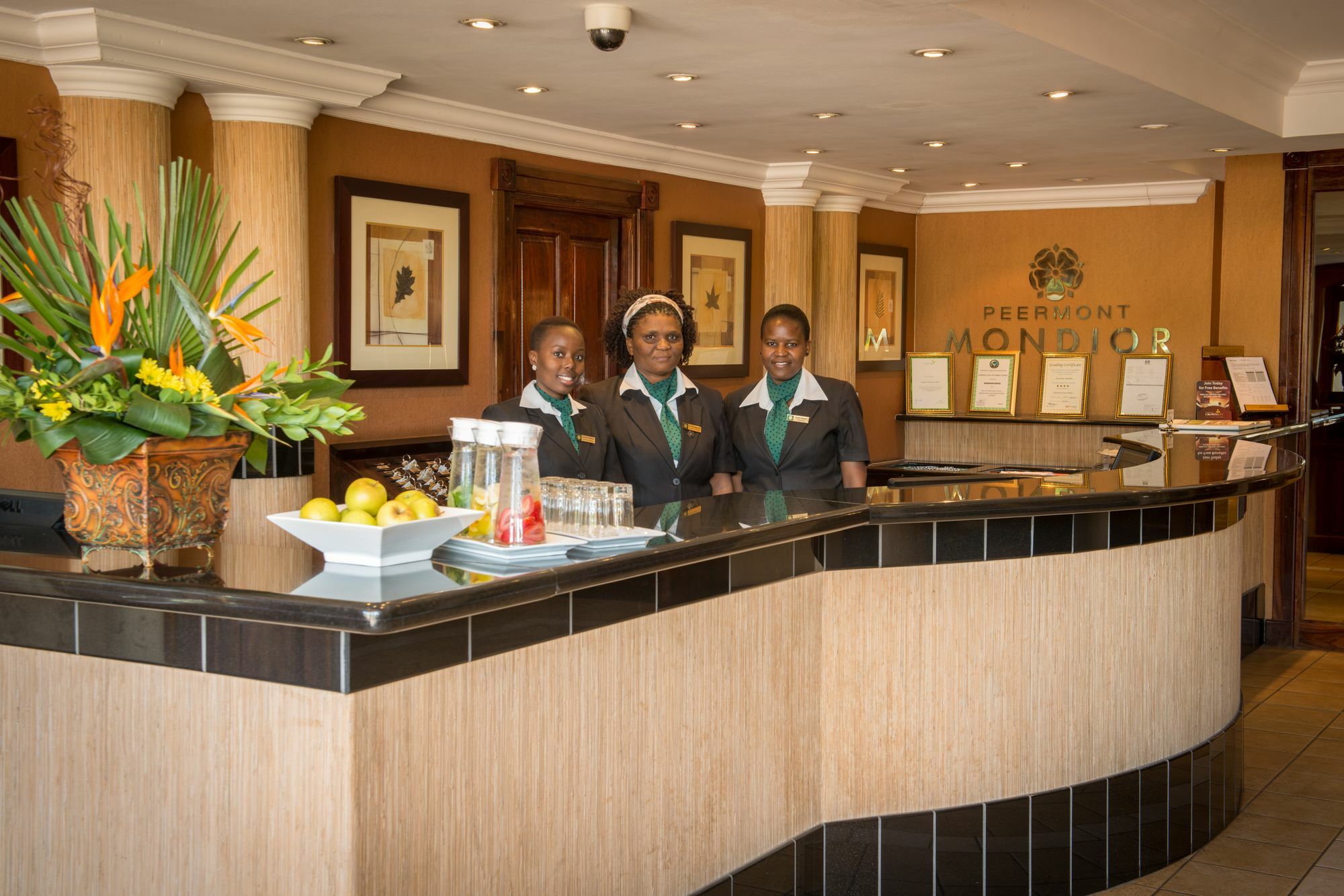 Peermont Mondior Hotel Gaborone Dış mekan fotoğraf