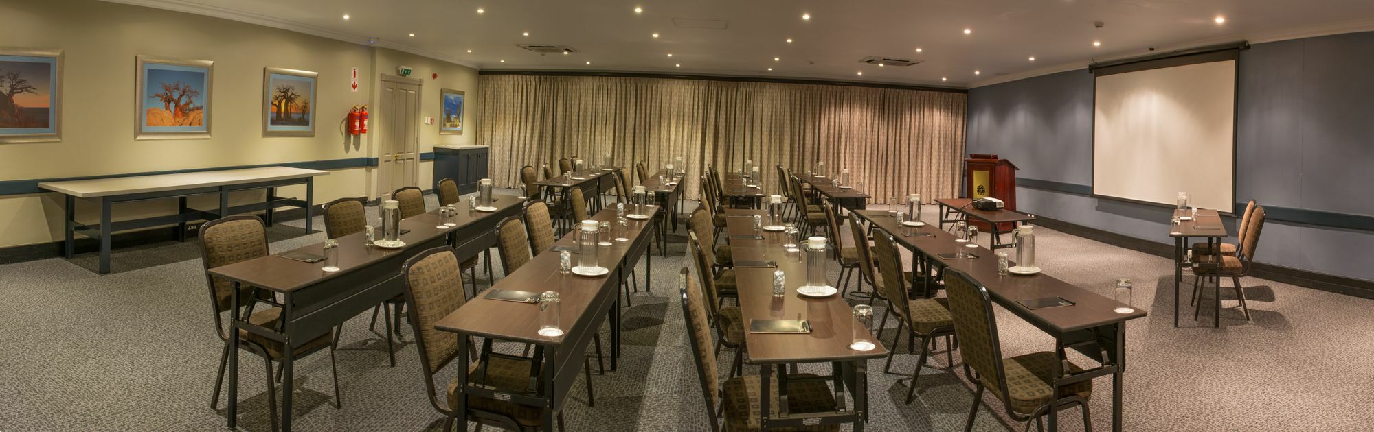 Peermont Mondior Hotel Gaborone Dış mekan fotoğraf